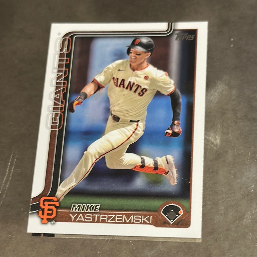 Topps Giants Card with Cream and Black Uniform